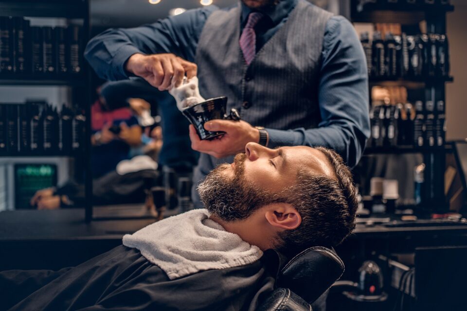 ¿Cuánto gana un barbero?