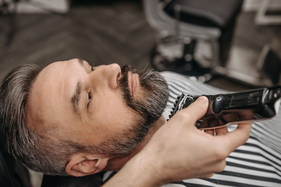 How to Prepare Your Barbershop For a Successful Holiday Season
