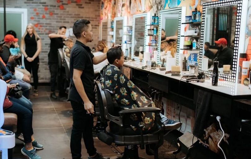 How to keep Barbers Employed in your shop
