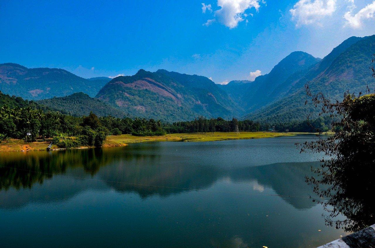 Kerala Month Wise Travel Guide 2026 - Cover Image