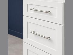 24-inch Shaker Drawer Base Cabinet — drawer detail