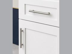18-inch Shaker Base Cabinet — drawer detail