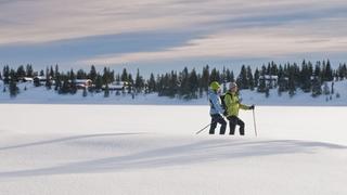 Par på skitur