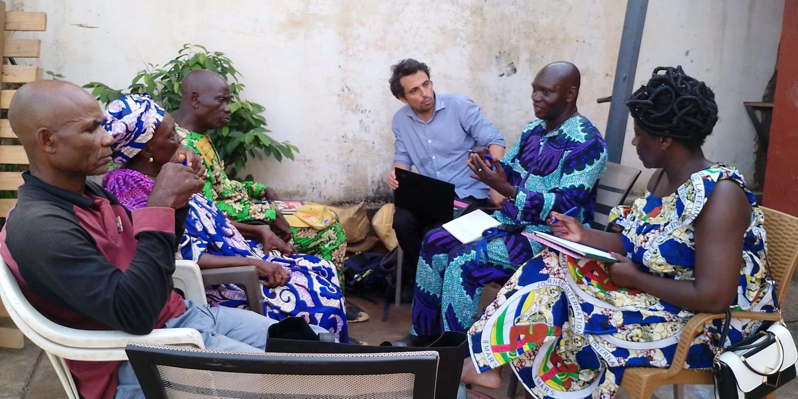 Réunion avec les leaders communautaires