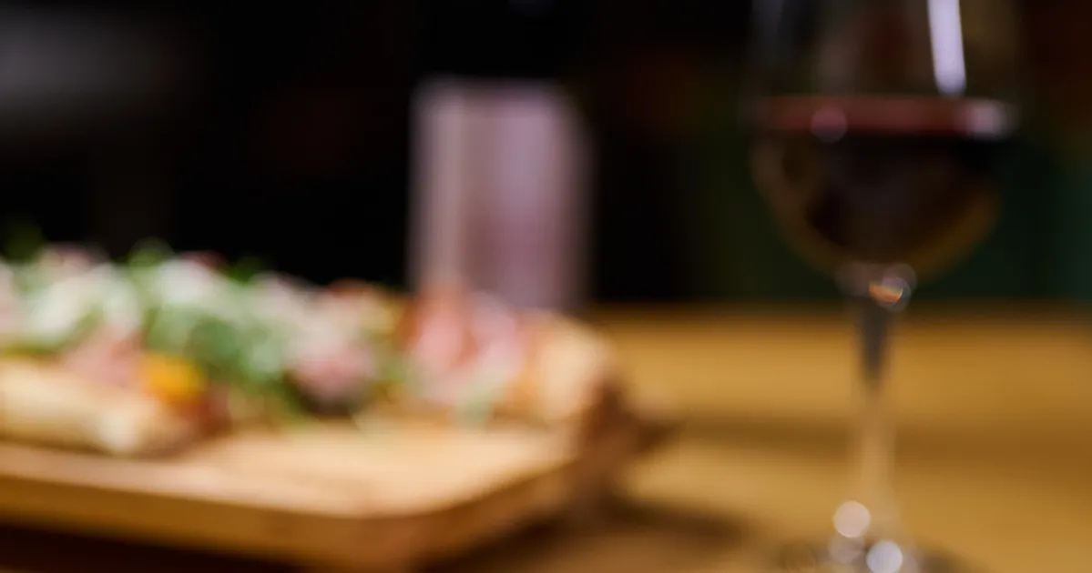 Rimska pica i brza hrana u La Rotta Pizzeriji, Železnik
