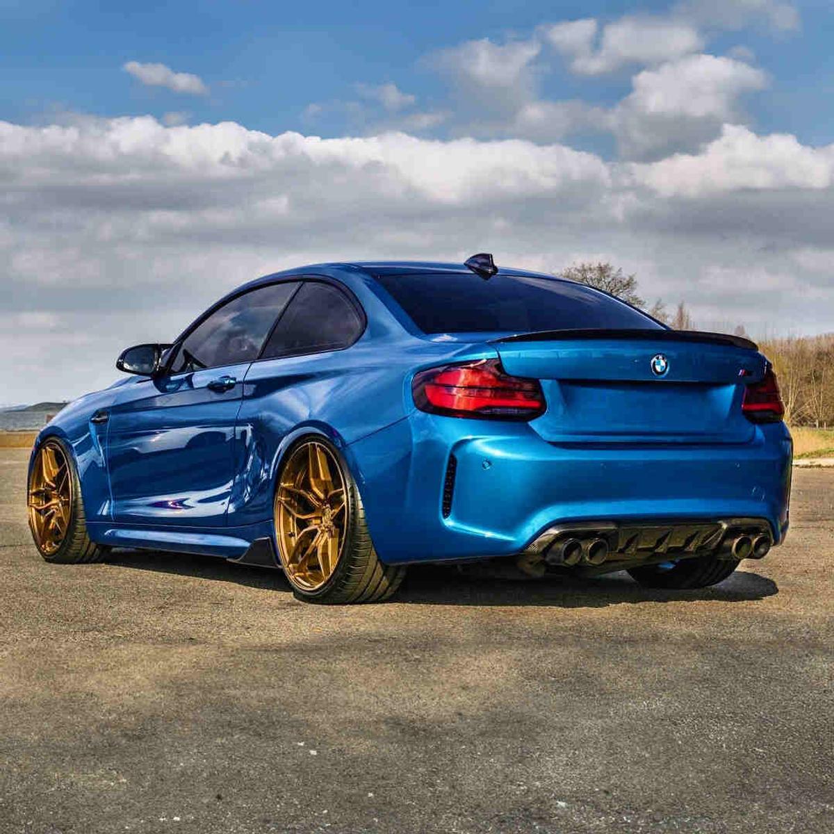 bmw med spoiler vinge