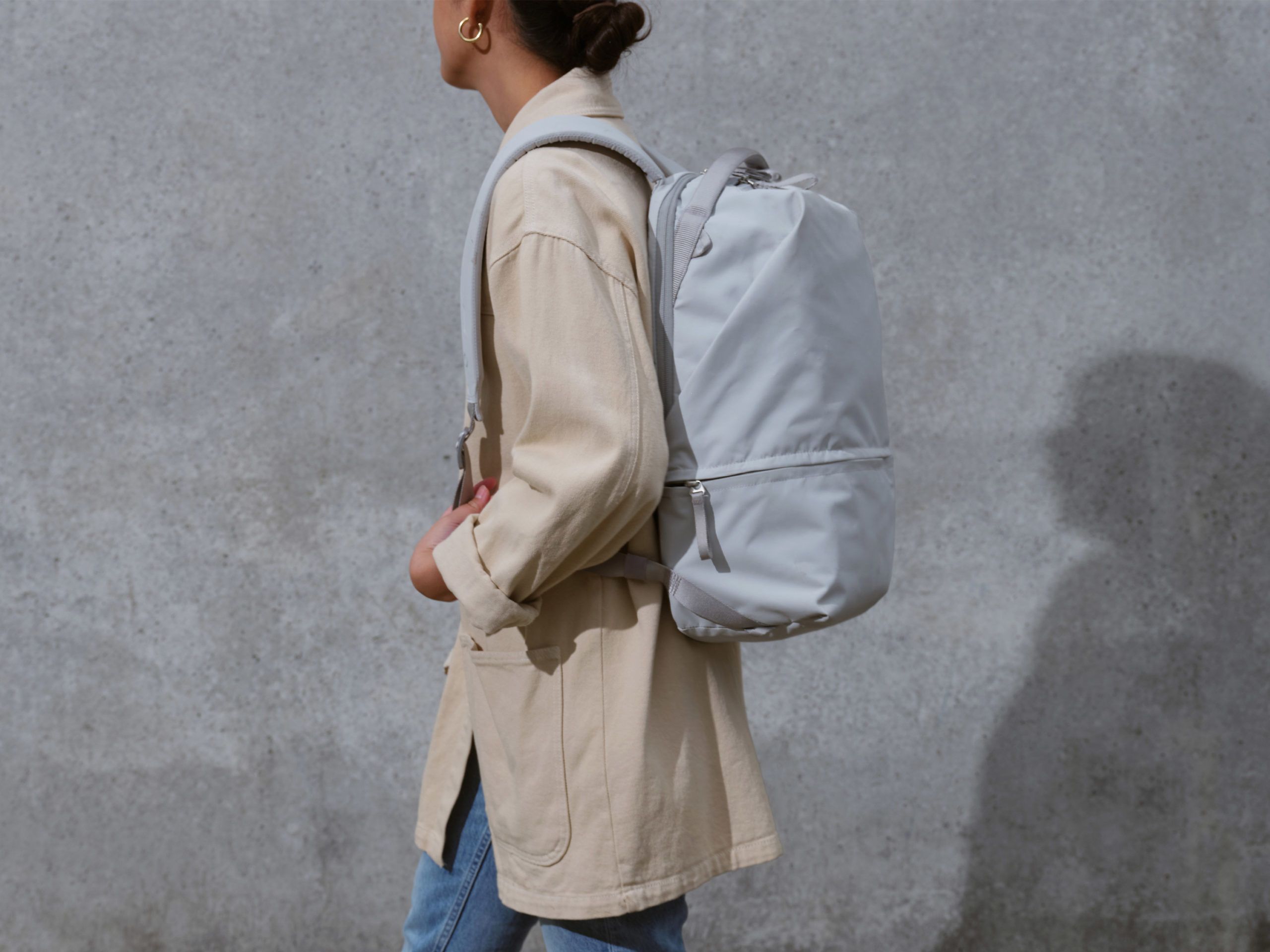 5 Features That Make This Backpack Perfect for Creative Professionals