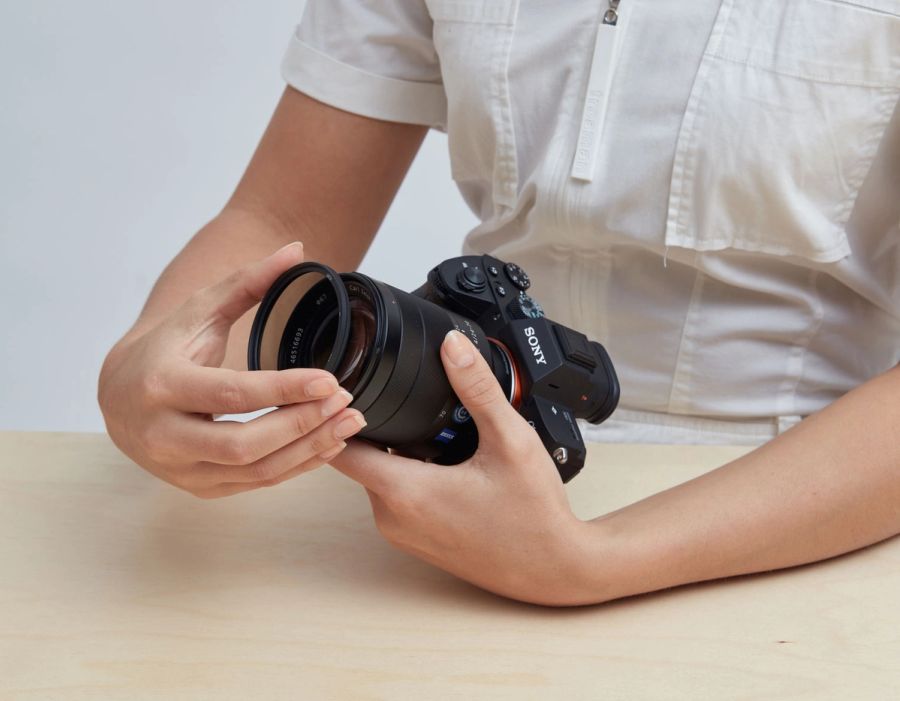 How to Compensate for Exposure When Using a Polarizing Filter · Urth