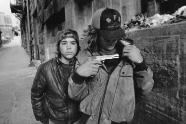 Exploring Mary Ellen Mark's Photography- Capturing the Marginalized ...