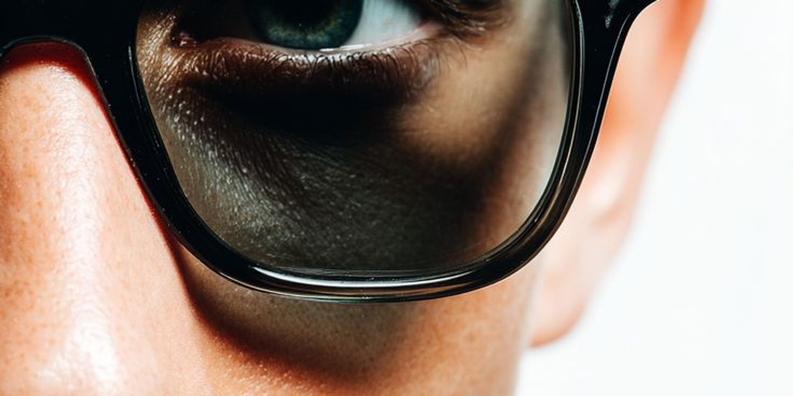 Zonnebril op sterkte bij MEYE Optiek