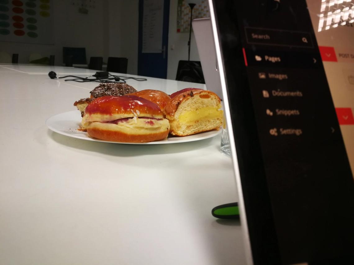 Blog Artikel und Krapfen