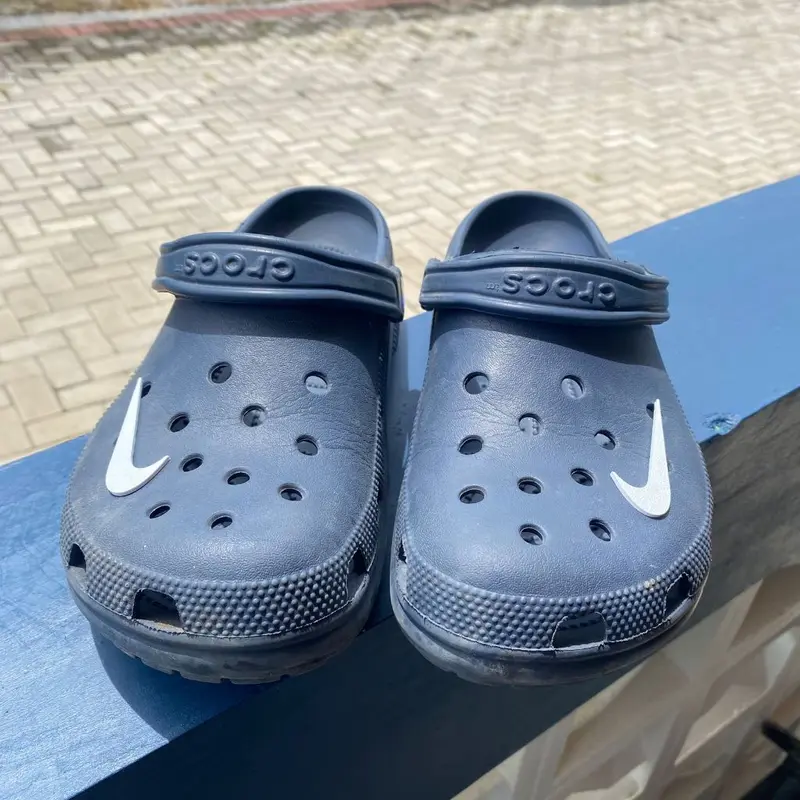 3D Print Jibbitz Swoosh Pin Atas Sepasang