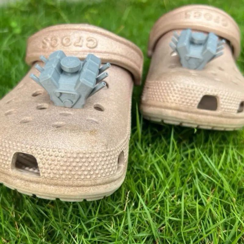 3D Print Jibbitz Crocs Charm V6 Engine