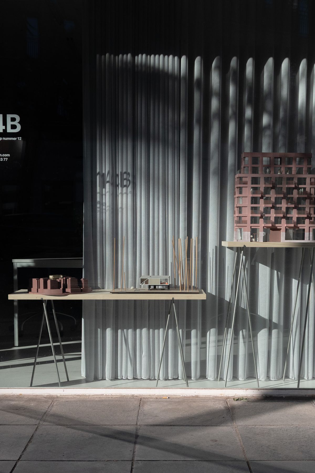Drom stand