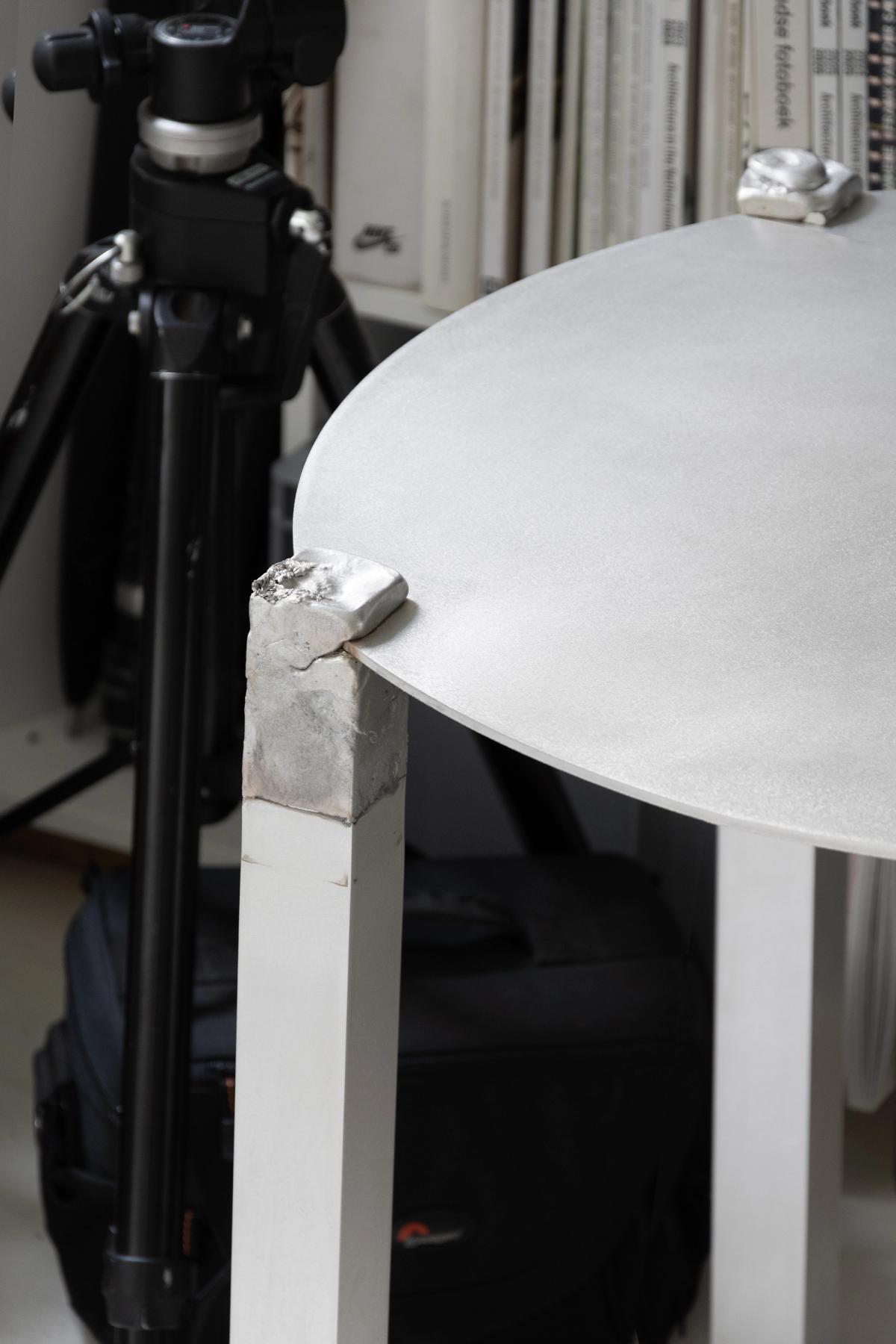 Cast table