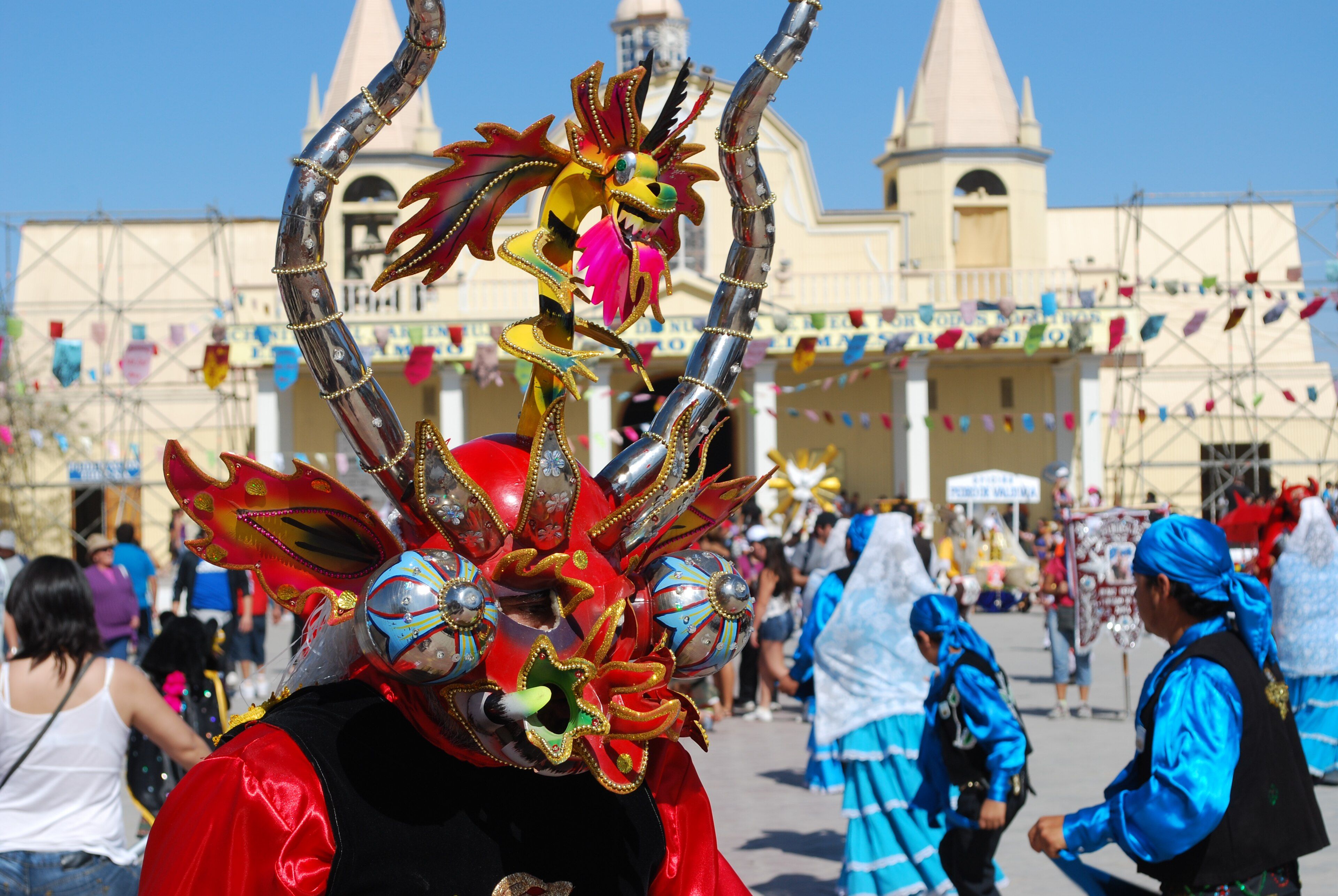 Bailes de La Tirana: diablada, chunchos, caporales y más
