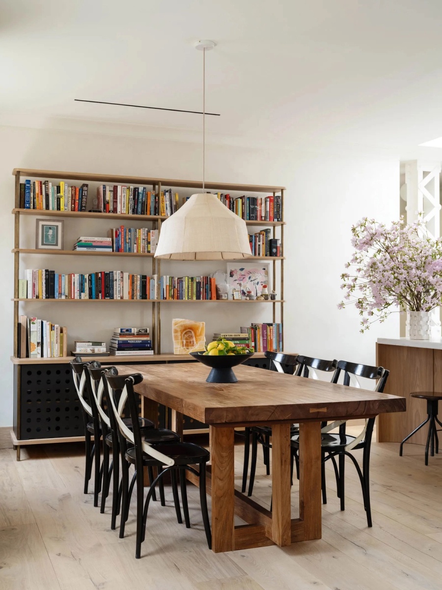Strata Hutch