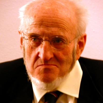 Álvaro Pombo, autor