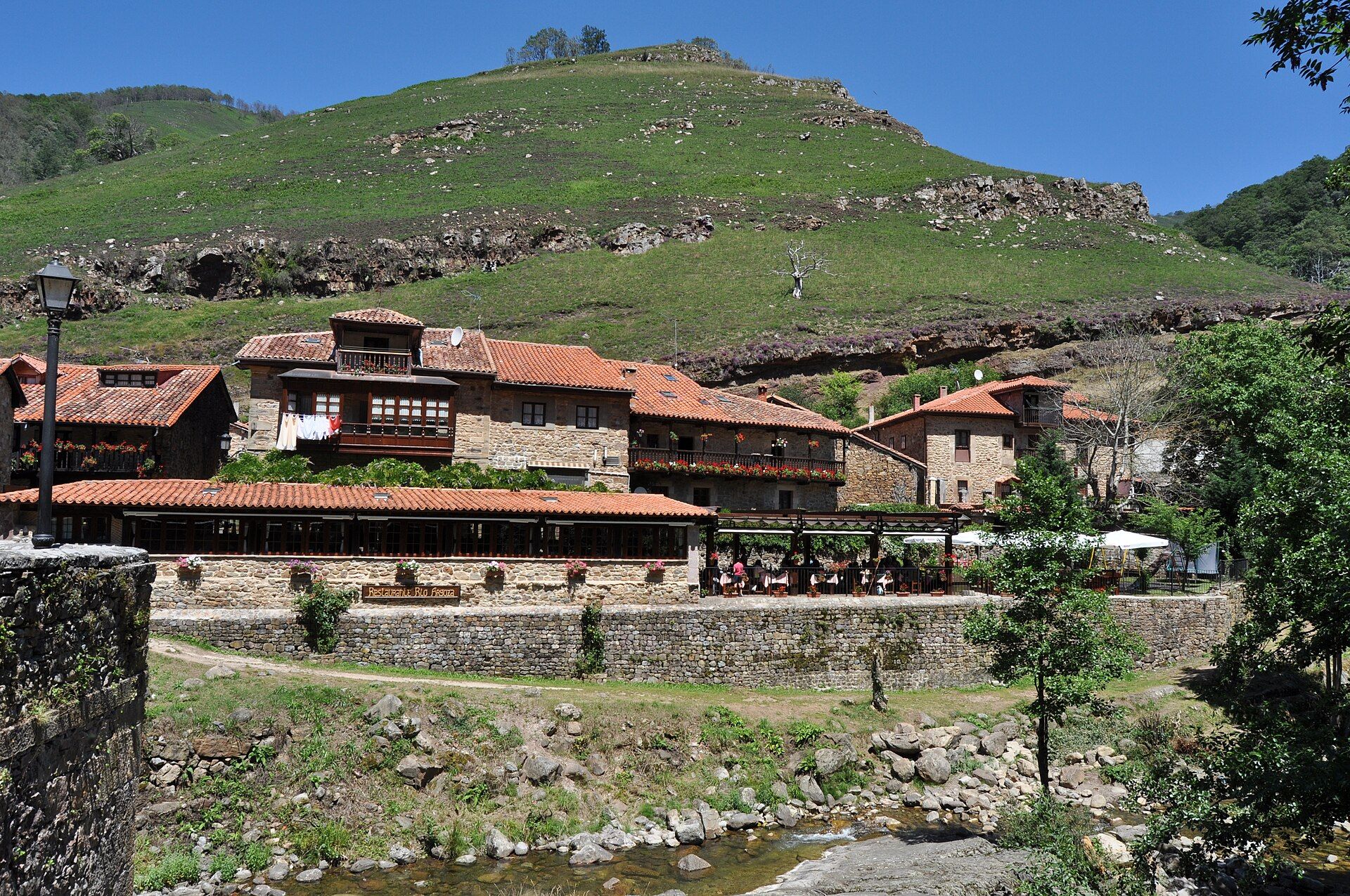 Saja-Besaya: Bárcena Mayor y Reinosa