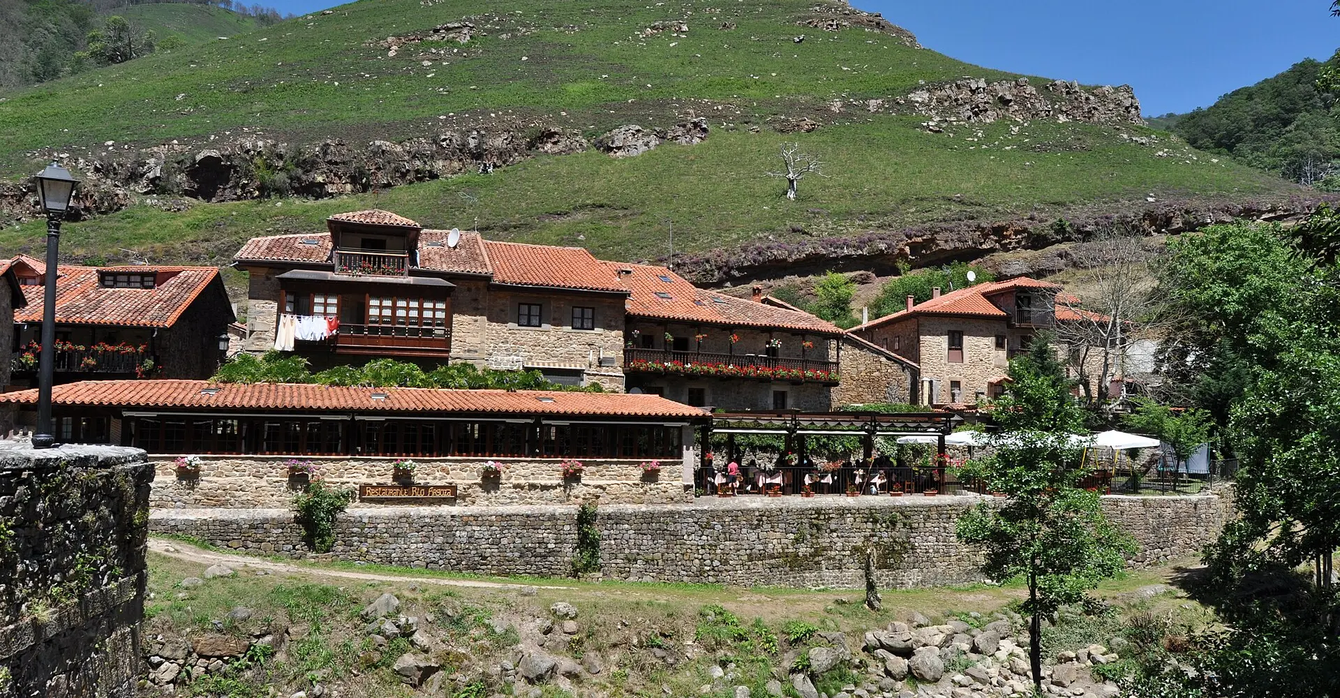 Saja-Besaya : Bárcena Mayor et Reinosa