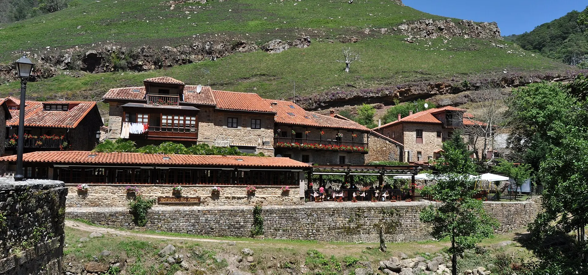Saja-Besaya: Bárcena Mayor y Reinosa