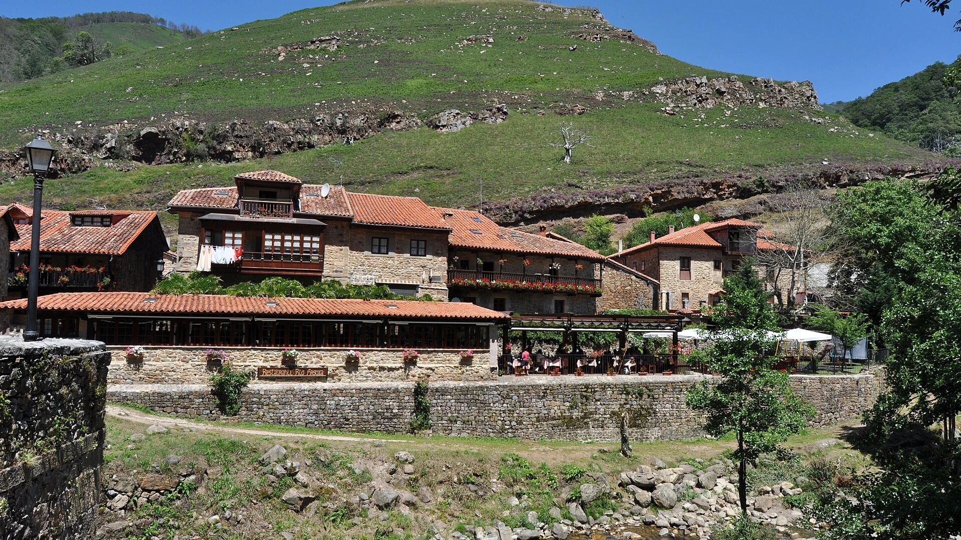 Saja-Besaya: Bárcena Mayor y Reinosa