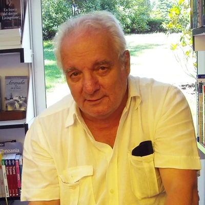 Javier Reverte, autor