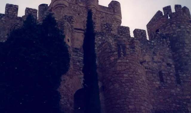 Routes ouvertes à travers Ayora, Almansa et la Sierra de Mariola