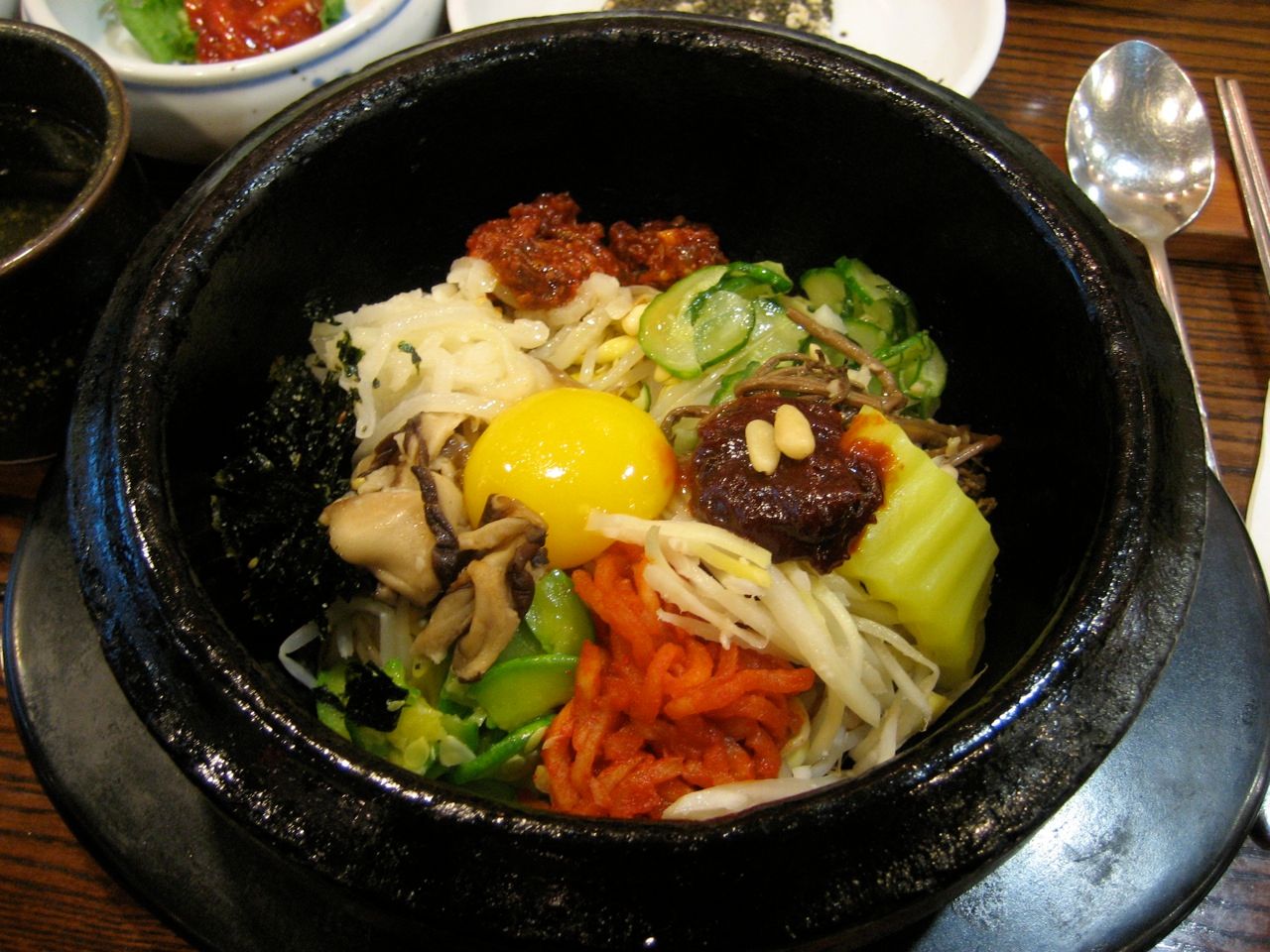 Korean cuisine Bibimbap