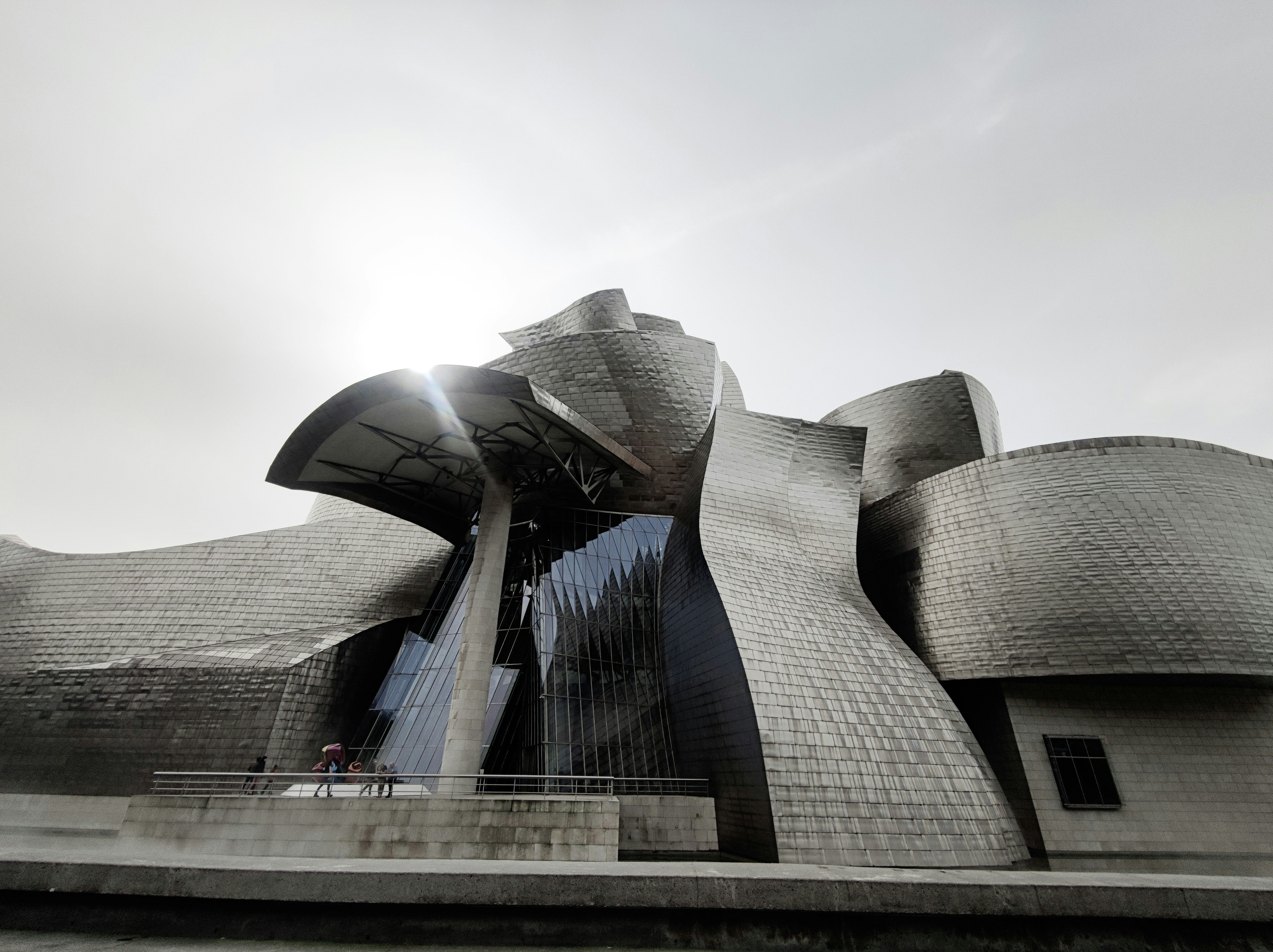 Bilbao, la reinvención de una ciudad industrial en un paraíso de arte y gastronomía