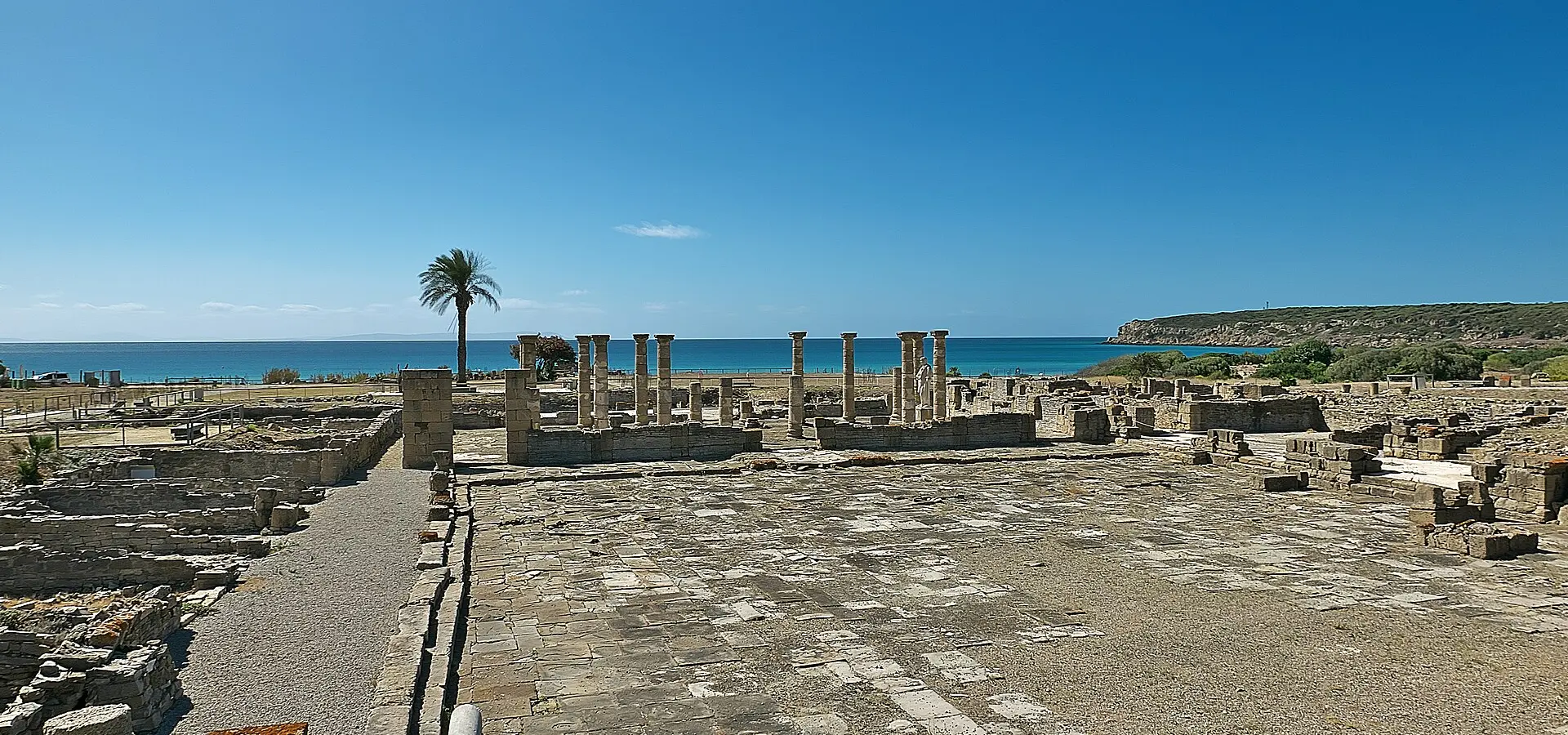 The forum square of Baelo Claudia, at Bolonia (Tarifa)