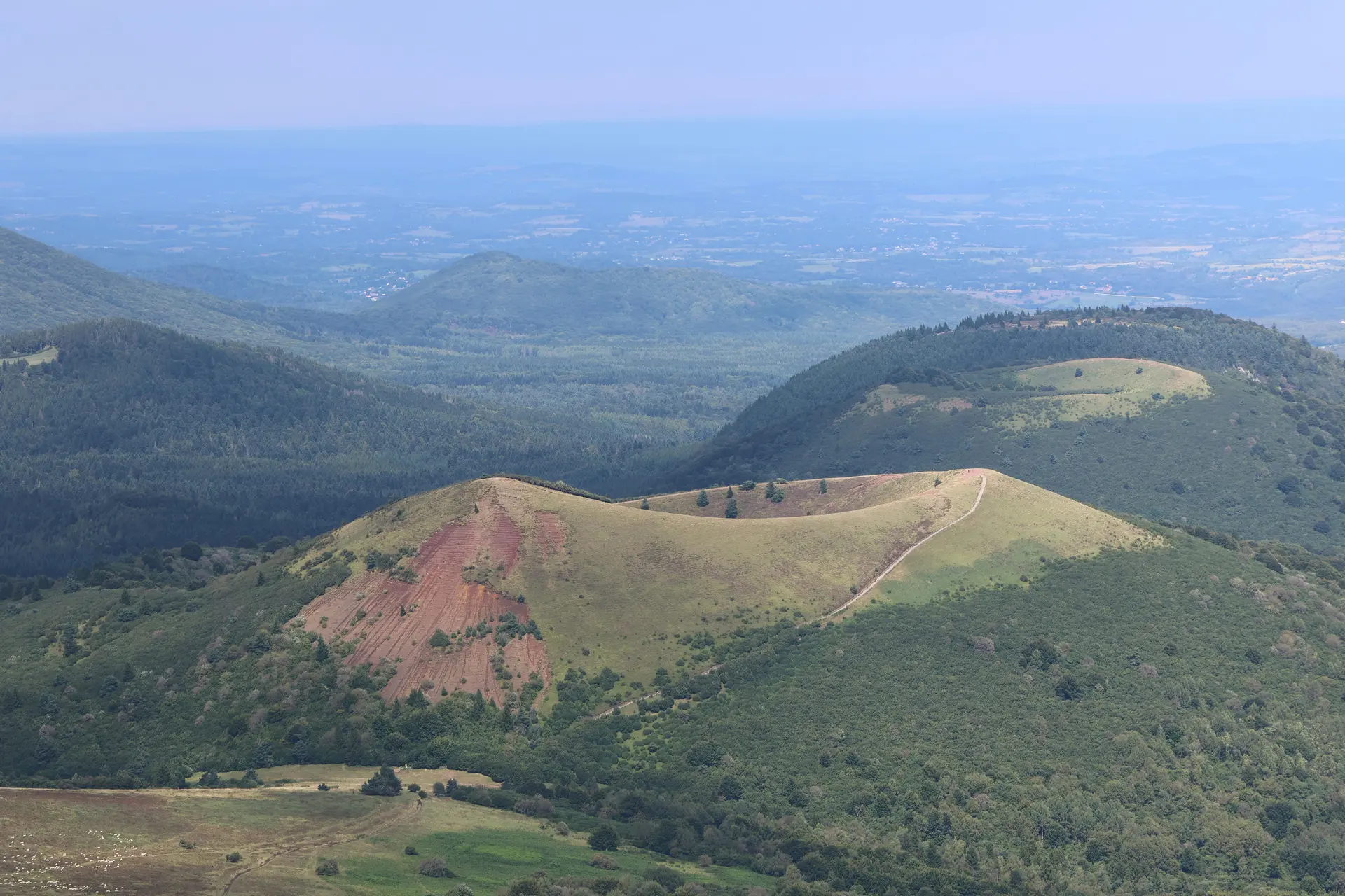 La Garrotxa en dos días: cuando los volcanes alimentan más que el paisaje - imagen principal