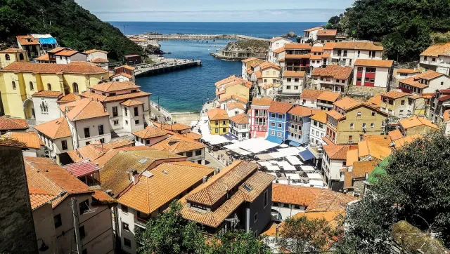 Côte verte : Cudillero, Luarca et Oscos