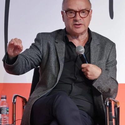 Orlando Figes, historiador británico