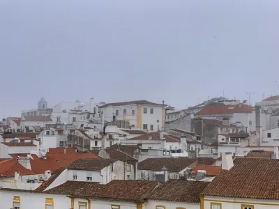 Évora cityscape