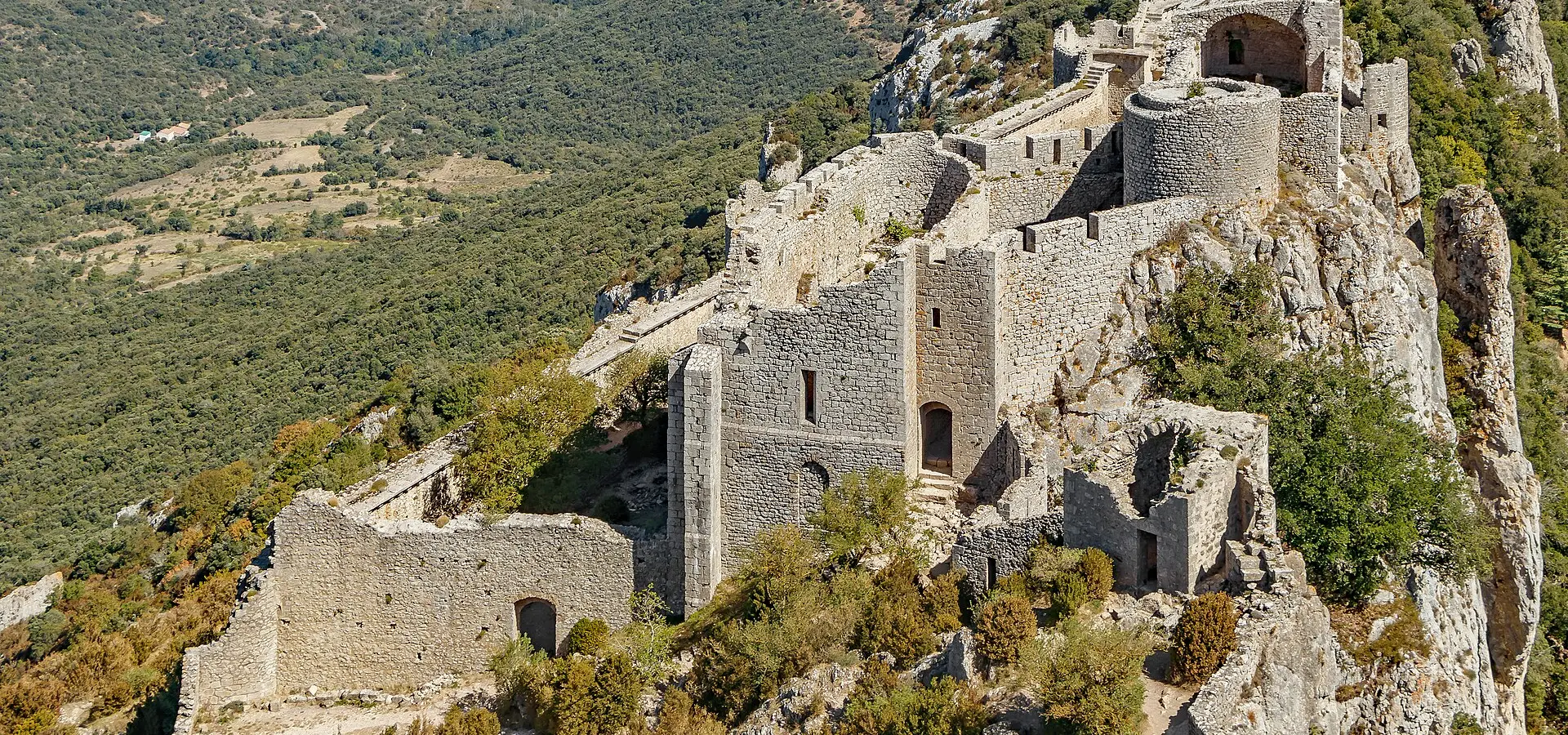 chateaux-cathares-peyrepertuse-queribus