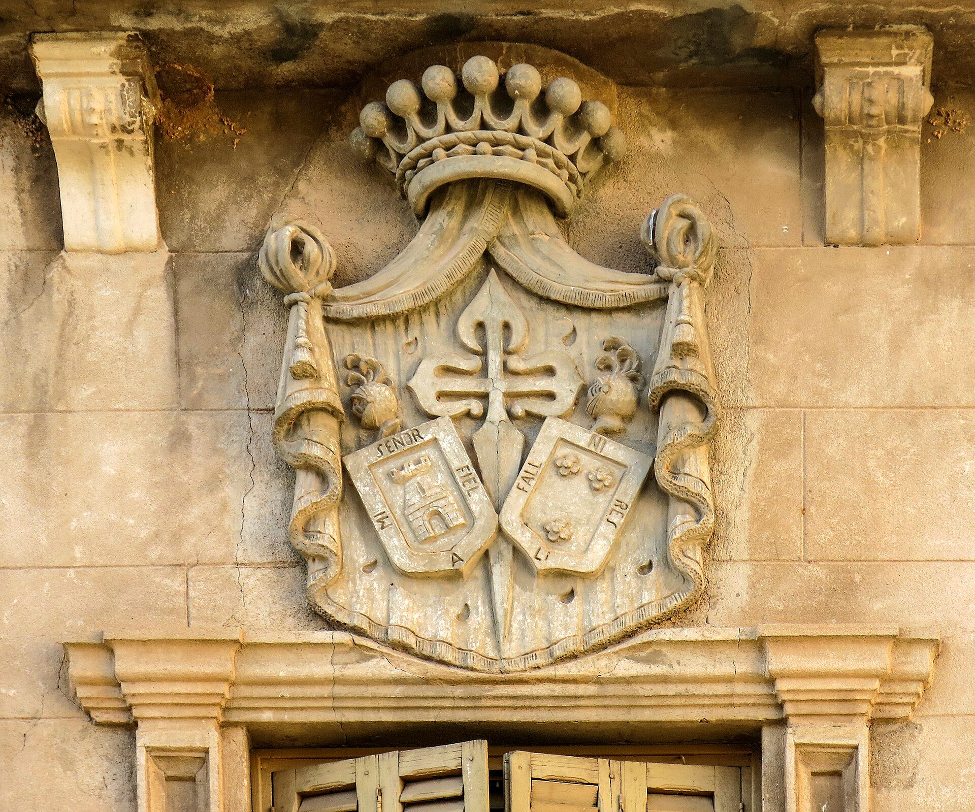 Macizo del Caroig: Bicorp y Quesa