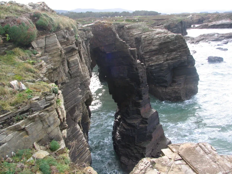 Naturaleza - Galicia - Descubre la Majestuosidad de la Playa de las Catedrales