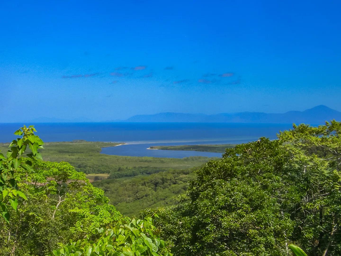 Descubre la Costa Tropical de Queensland: Un Paraíso en el Pacífico