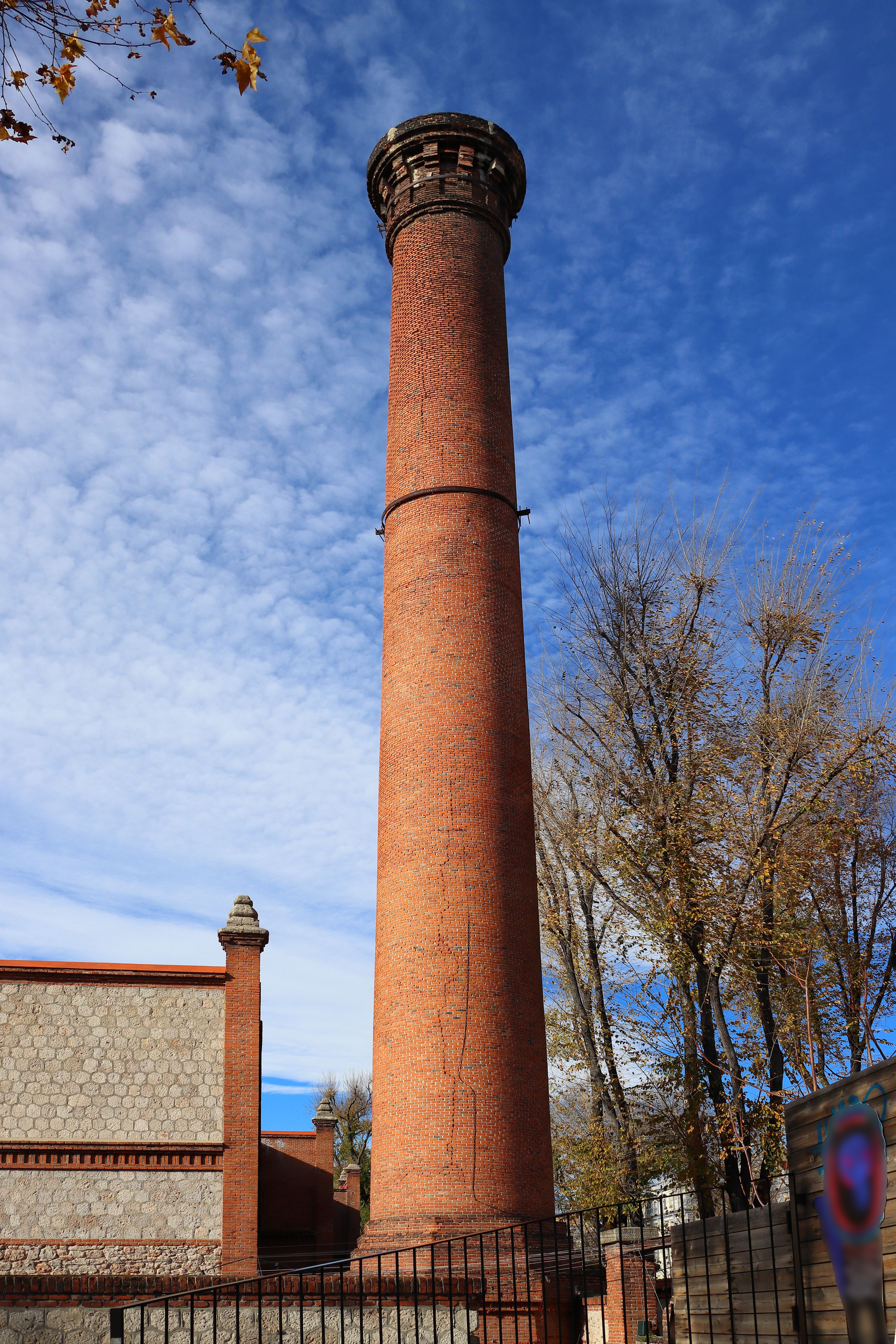 Chimenea del Matadero Madrid