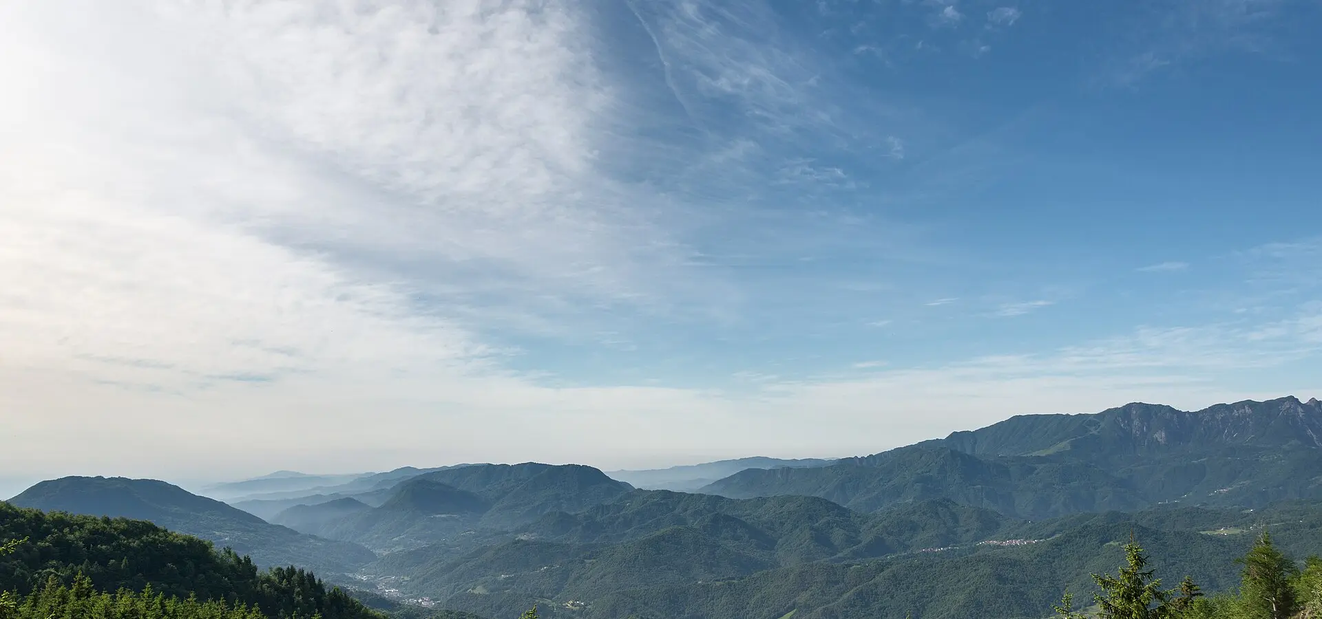 Strada delle 52 Gallerie (Pasubio): la carretera de la Gran Guerra