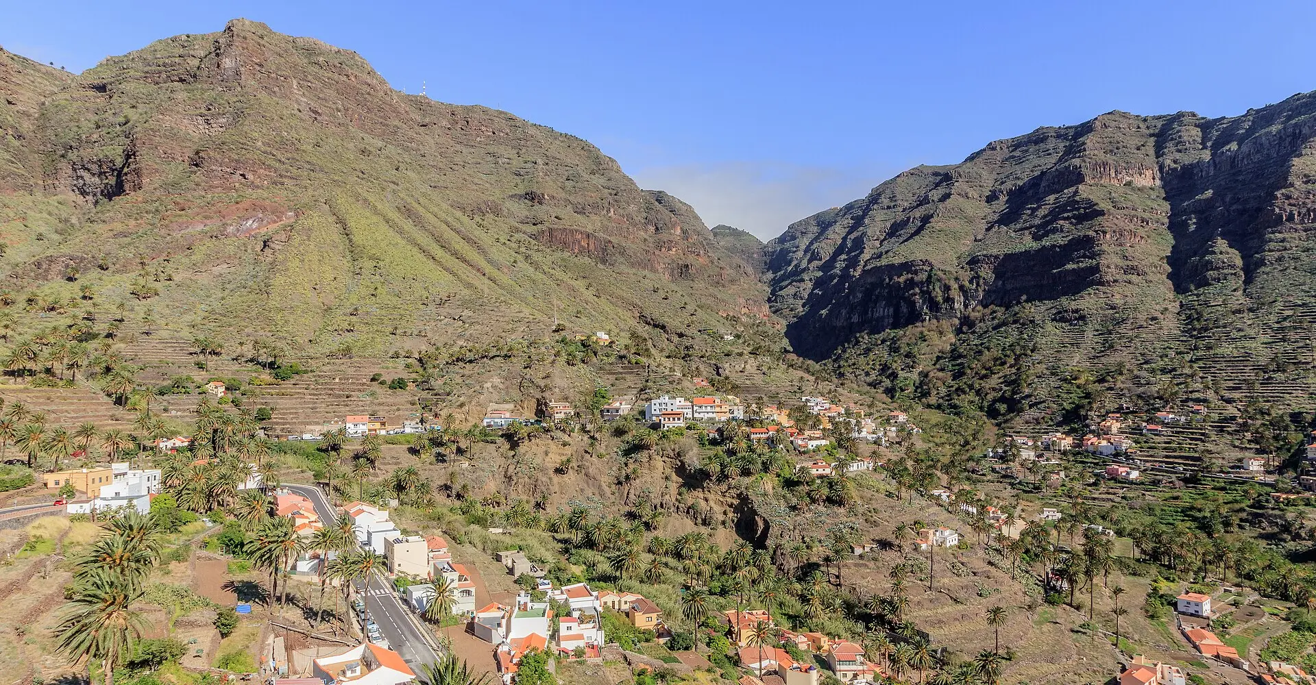 Valle Gran Rey, à La Gomera, avec ses versants et ses palmeraies