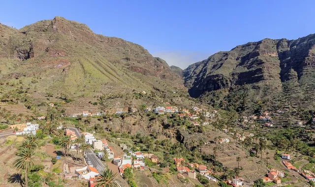 Valle Gran Rey, à La Gomera, avec ses versants et ses palmeraies