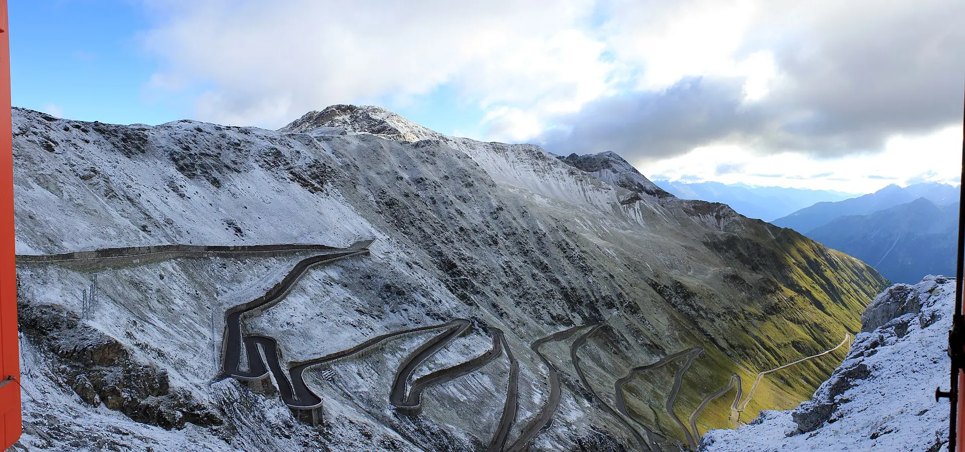 Passo dello Stelvio: las 48 curvas legendarias