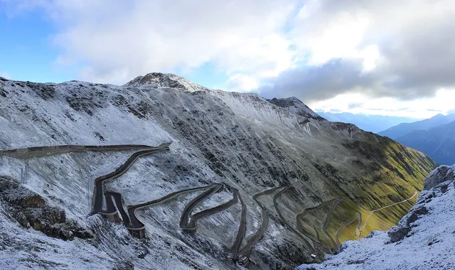 passo-stelvio-48-curvas-legendarias