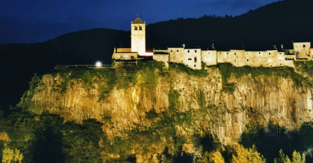 Garrotxa volcanique : Olot et Santa Pau