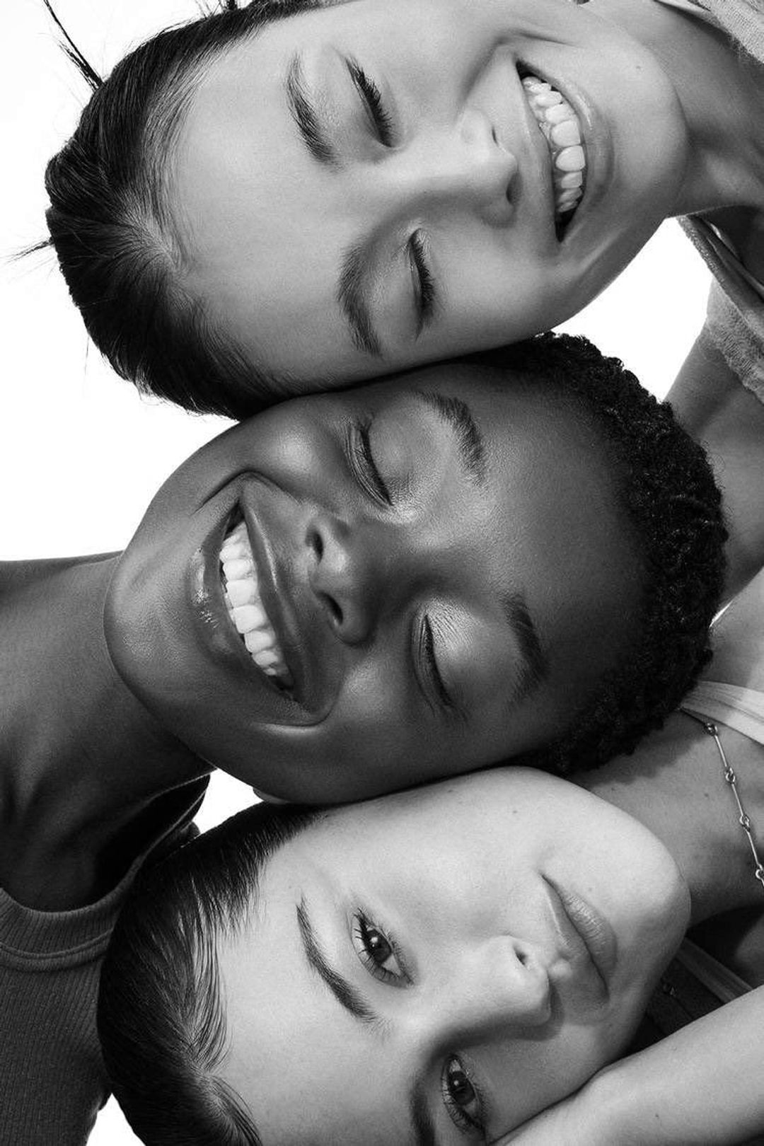 Bridging Cultures.
Building Beauty.