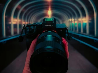 Best Full-Frame Mirrorless Camera 2026: Complete Buyer's Guide