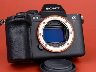 Sony a7R VI full-frame mirrorless camera with the highest dynamic range of any full-frame body