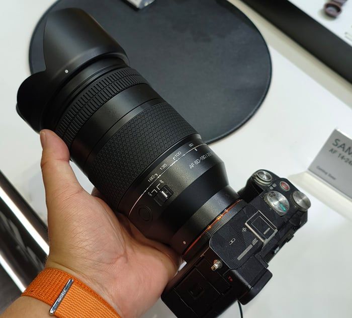 Schneider Kreuznach x LK Samyang AF 60-180mm f/2.8 FE lens at CP+ 2026
